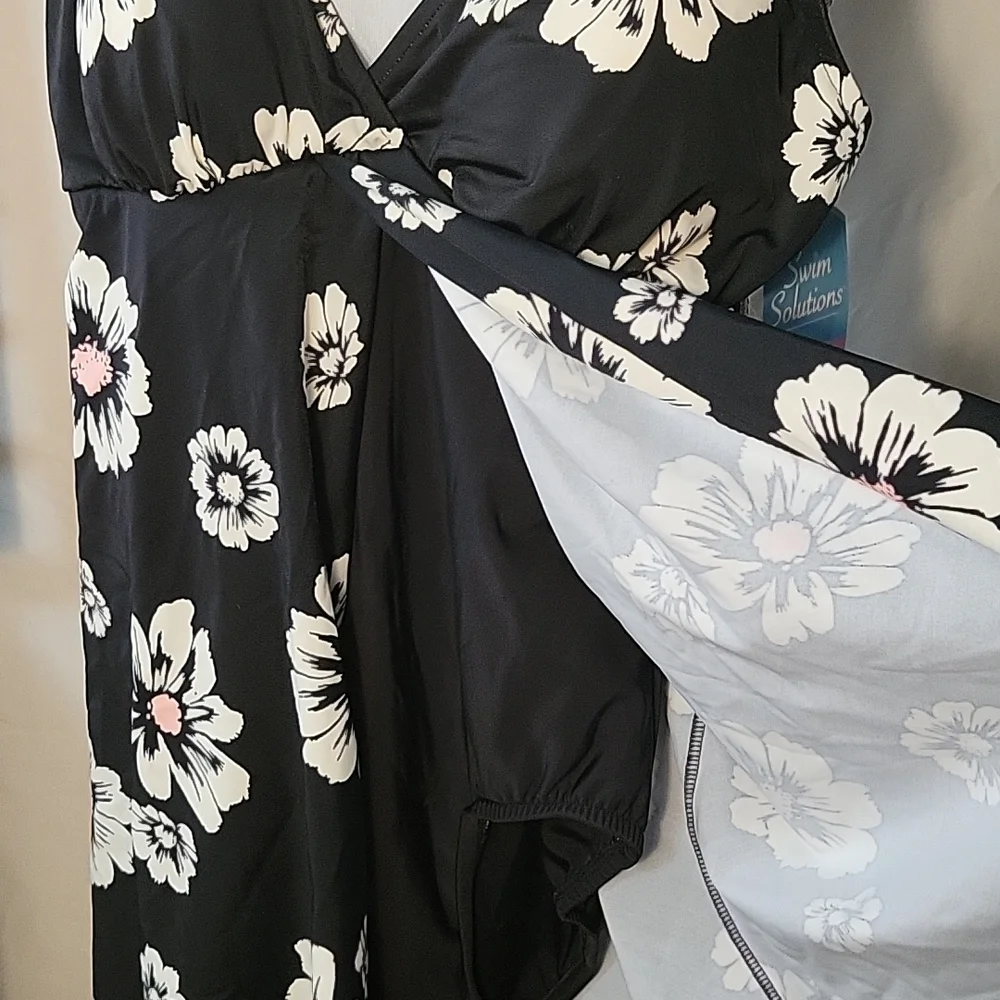💥 NWT Swim Solutions Floral swim dress swimdress - Picture 6 of 9